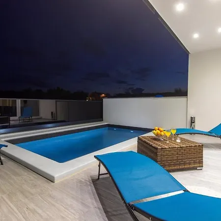 L&a Luxury Vodice